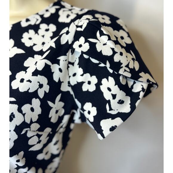 Ann Taylor Factory Floral Shift Dress - Size 0P - Picture 3 of 7